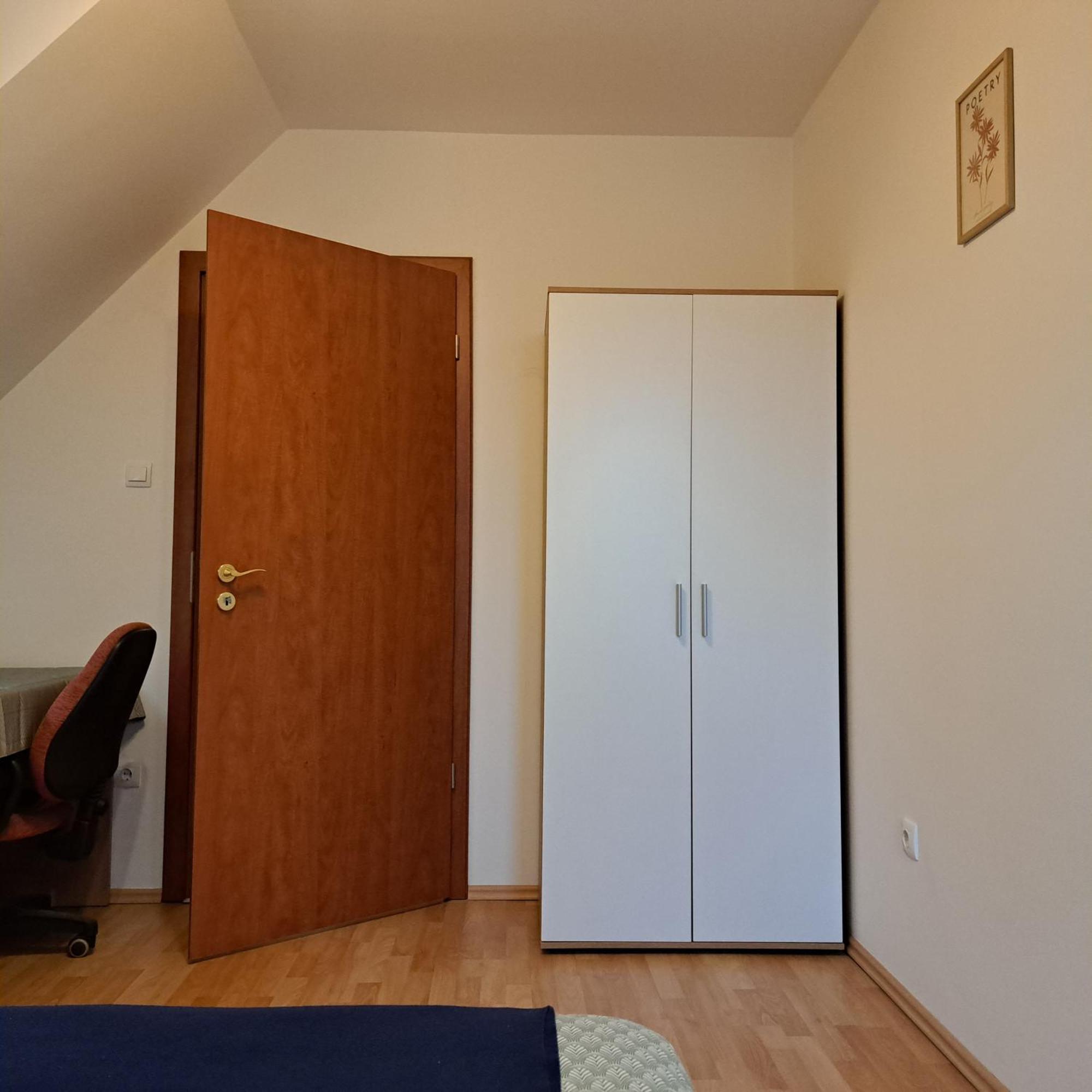 Zoeld Orom Apartman Lakas Göd 外观 照片
